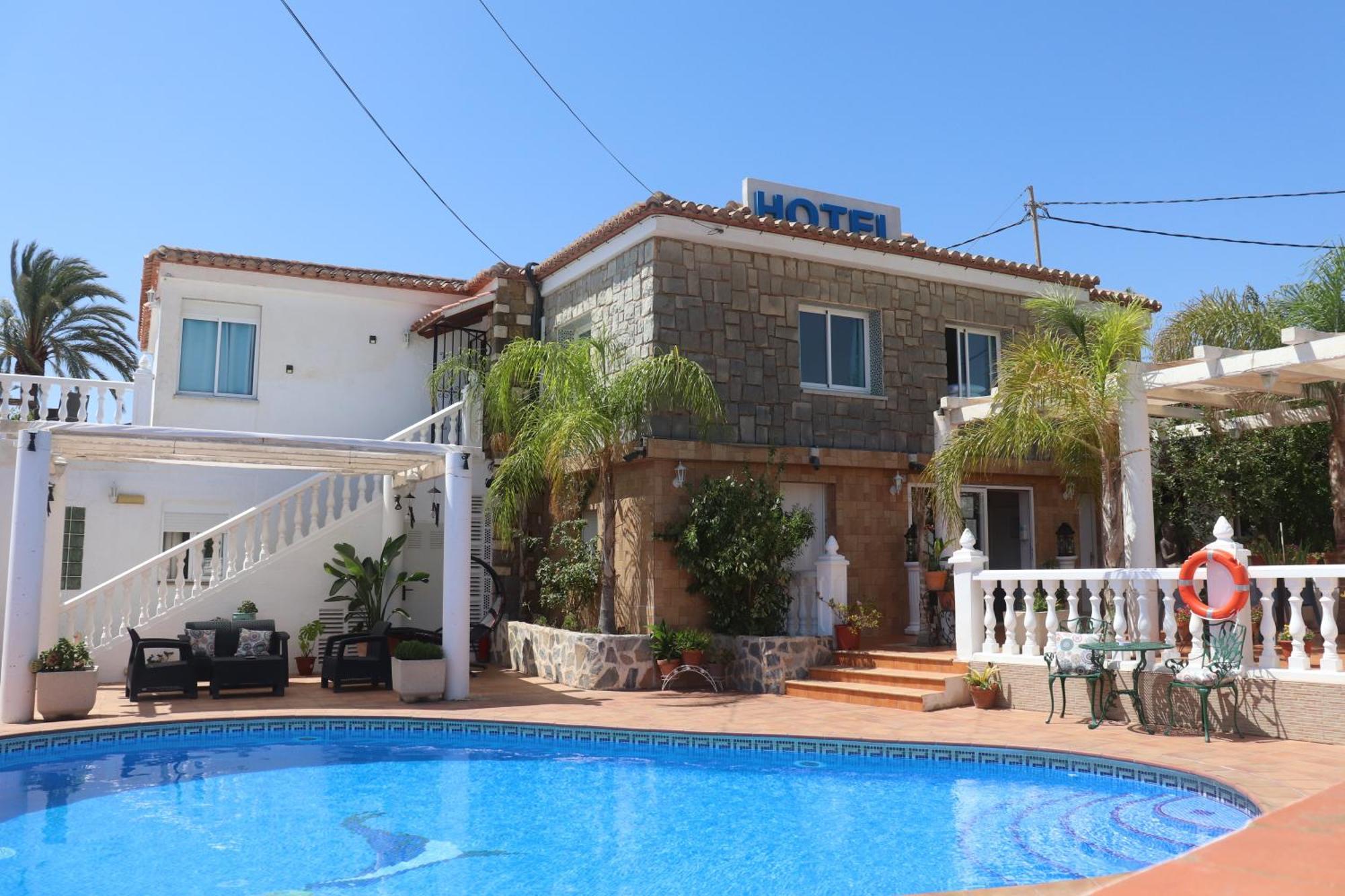 Hotel Casa Dia Y Noche كاليبي المظهر الخارجي الصورة