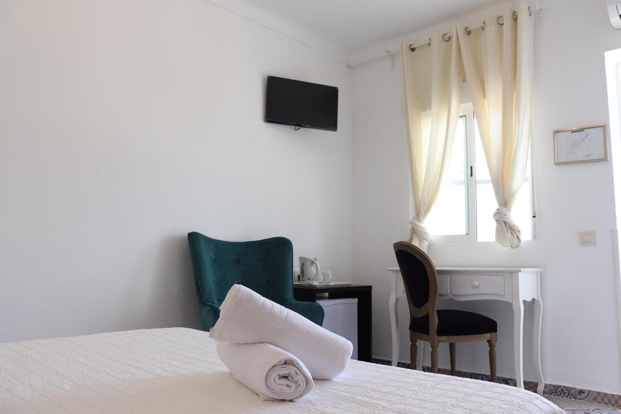 Hotel Casa Dia Y Noche كاليبي المظهر الخارجي الصورة